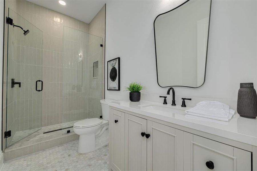 Furnished interior view inside a new home in , St. Petersburg (Image 15).