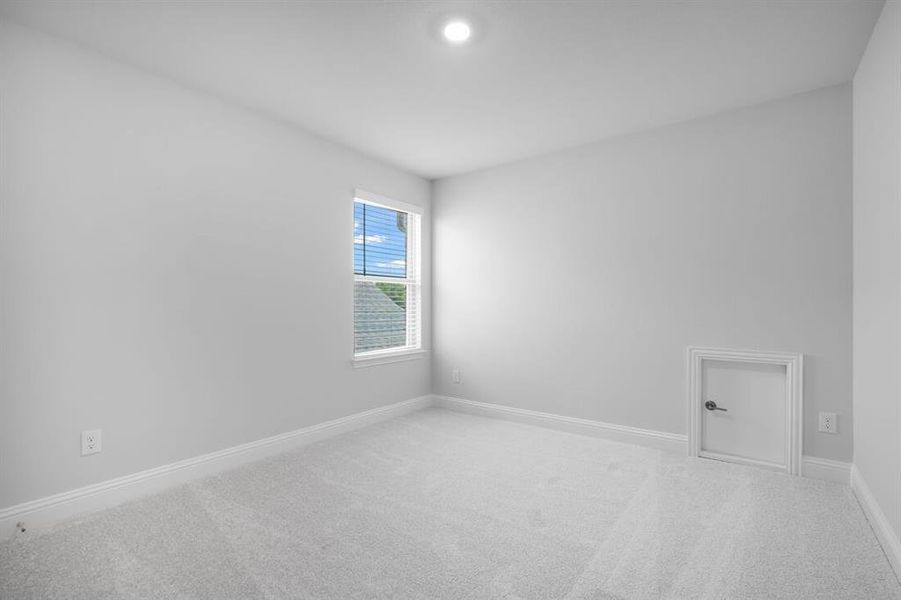 Image 29 of a home in South Oak 50s. Image 29 of a home in South Oak 50s.