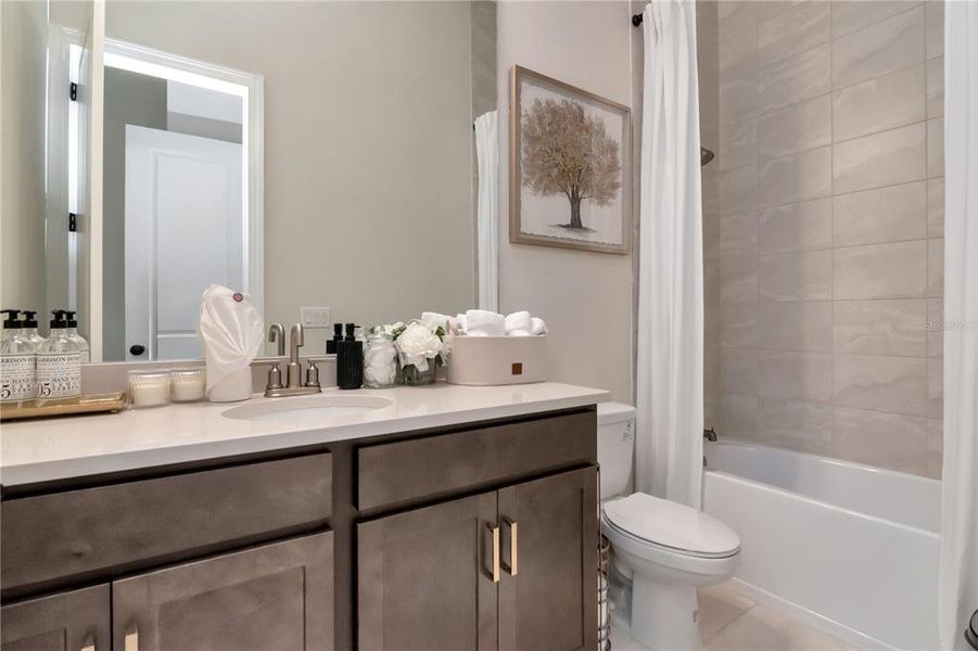 Furnished interior view inside a new home in , Wesley Chapel (Image 10).