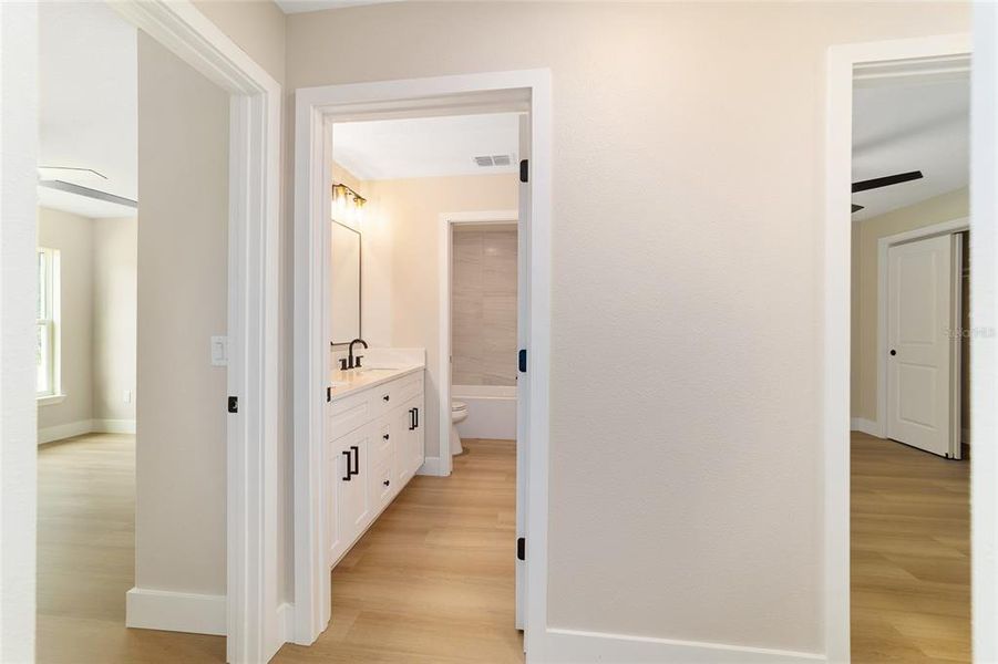 Spacious, unfurnished interior of a new home in , Dunnellon (Image 42).