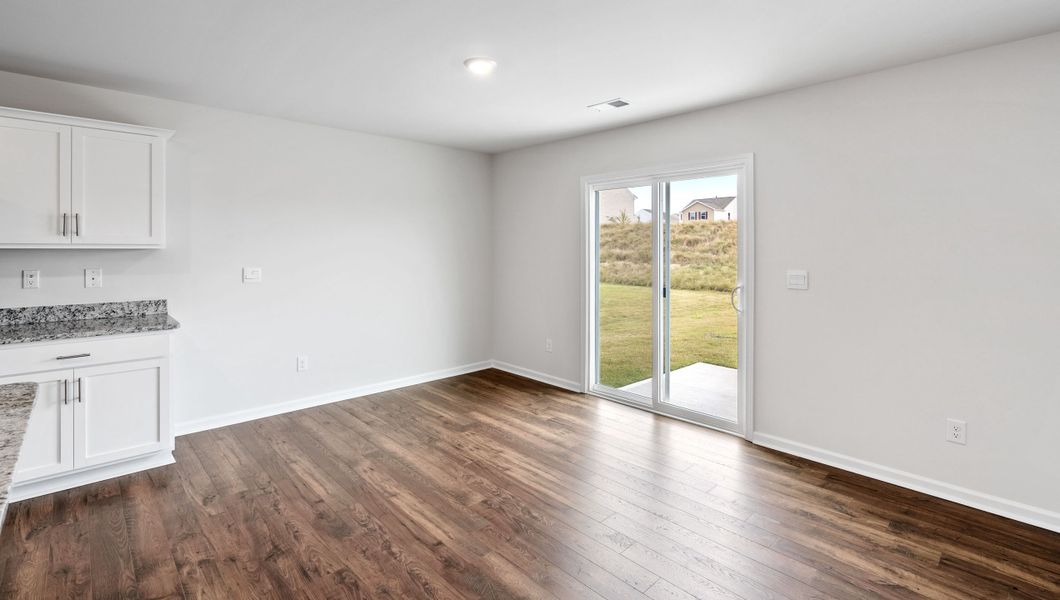 Spacious, unfurnished interior of a new home in Harrier Point, Woodruff (Image 16).
