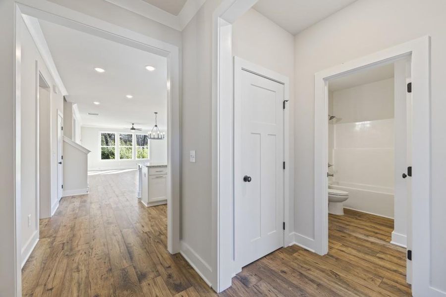 Spacious, unfurnished interior of a new home in , Hartwell (Image 22).