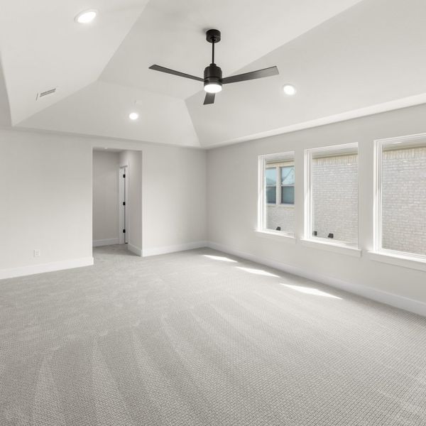 Spacious, unfurnished interior of a new home in StarView, Prosper (Image 83).