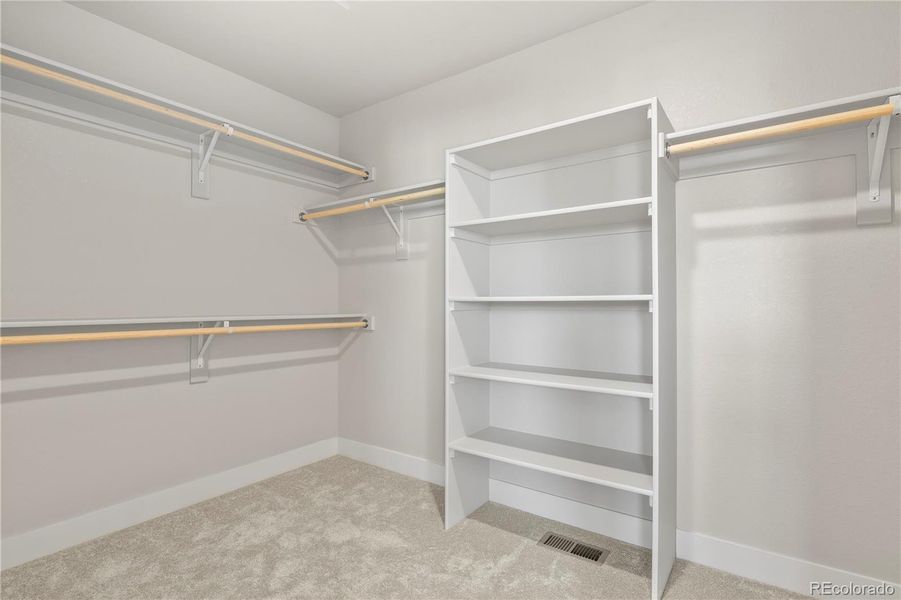 Walk-in Closet