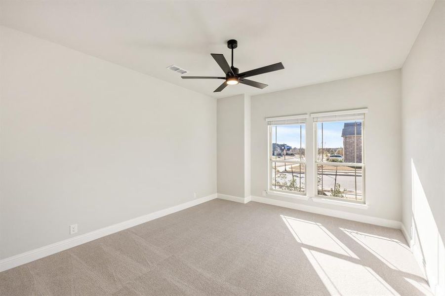 Spacious, unfurnished interior of a new home in The Grove, Midlothian (Image 18).