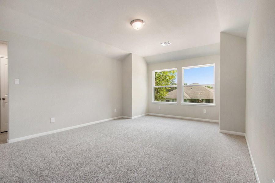 Spacious, unfurnished interior of a new home in Columbia Lakes, West Columbia (Image 17). Spacious, unfurnished interior of a new home in Columbia Lakes, West Columbia (Image 17).