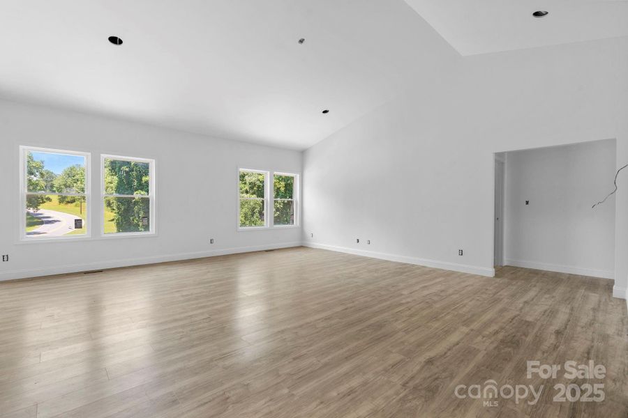 Spacious, unfurnished interior of a new home in , Claremont (Image 17).