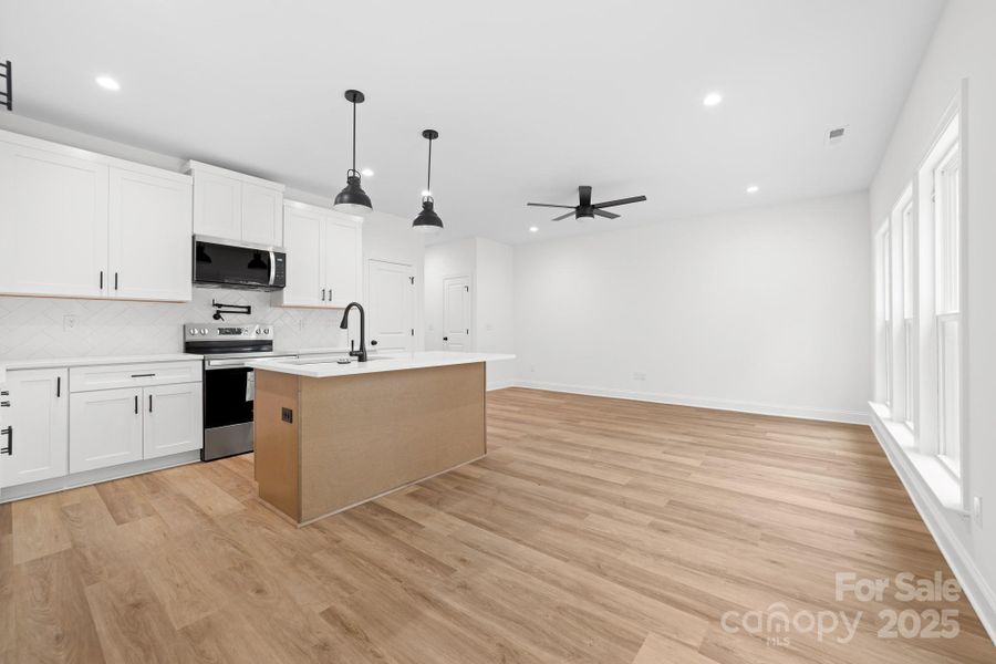 Image 30 of a home in . Image 30 of a home in .