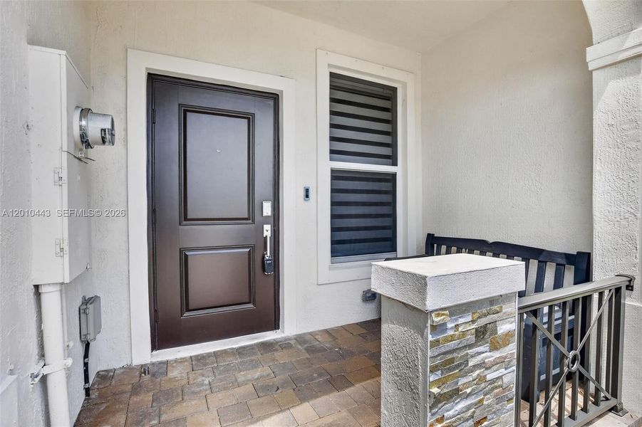 Exterior details and patio area of a home in , Lauderhill (Image 30).