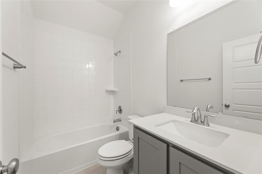 05. 2248 Sesaro - 2ND Bath 05. 2248 Sesaro - 2ND Bath