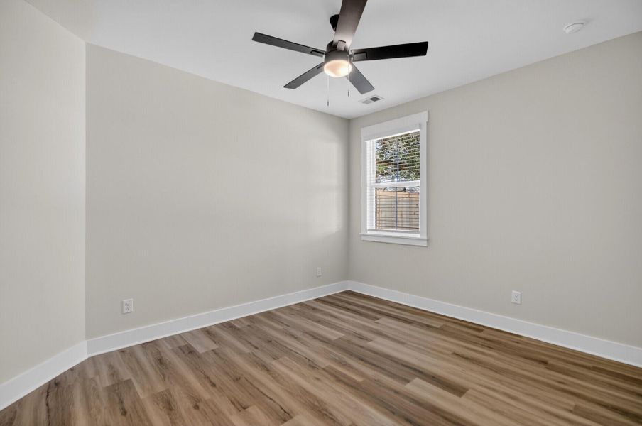 Spacious, unfurnished interior of a new home in , Summerville (Image 18).