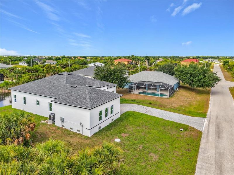 Image 33 of a home in .