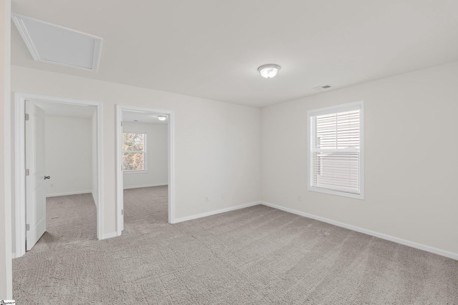 Spacious, unfurnished interior of a new home in Hazelwood, Boiling Springs (Image 25). Spacious, unfurnished interior of a new home in Hazelwood, Boiling Springs (Image 25).