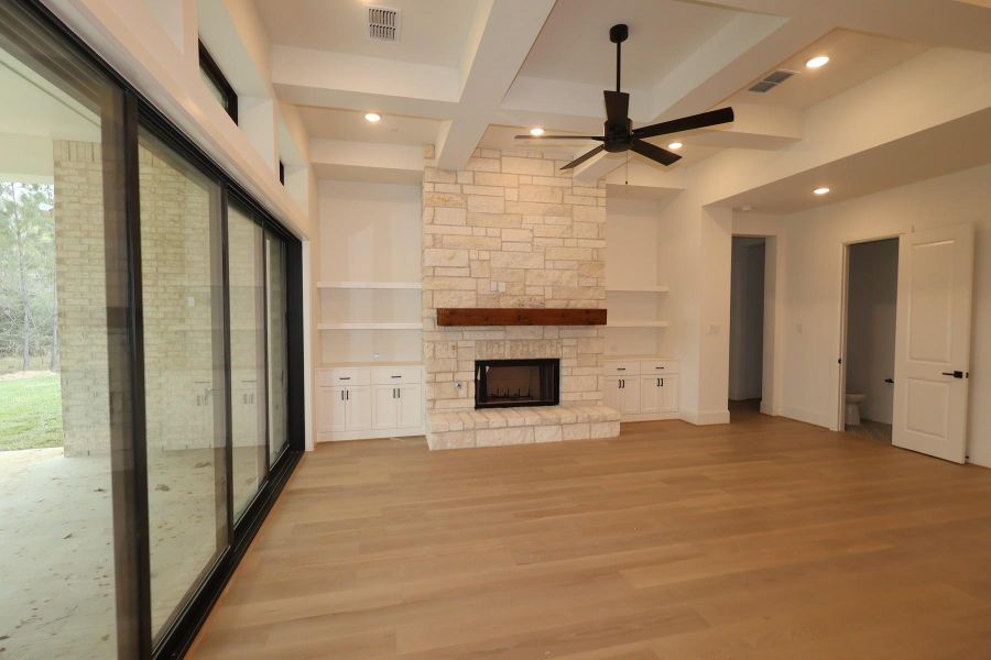 Spacious, unfurnished interior of a new home in , Montgomery (Image 17).