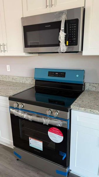 Close-up of interior finishes inside a home in , Sebring (Image 20).