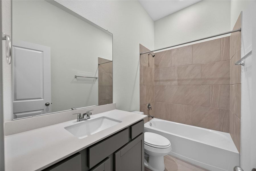 Furnished interior view inside a new home in La Segarra 40', Brookshire (Image 7).