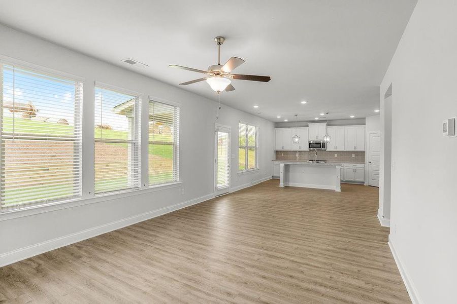 Spacious, unfurnished interior of a new home in , Bonaire (Image 25).