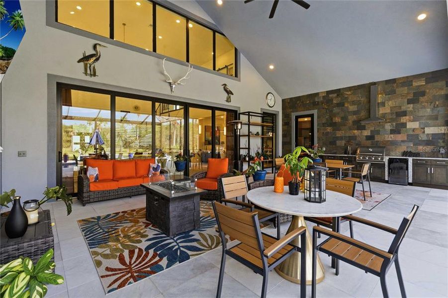 Community amenities in , Groveland (Image 61).