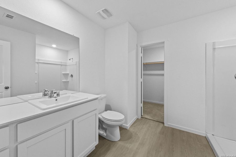 Furnished interior view inside a new home in Spring Grove, St. Hedwig (Image 9).