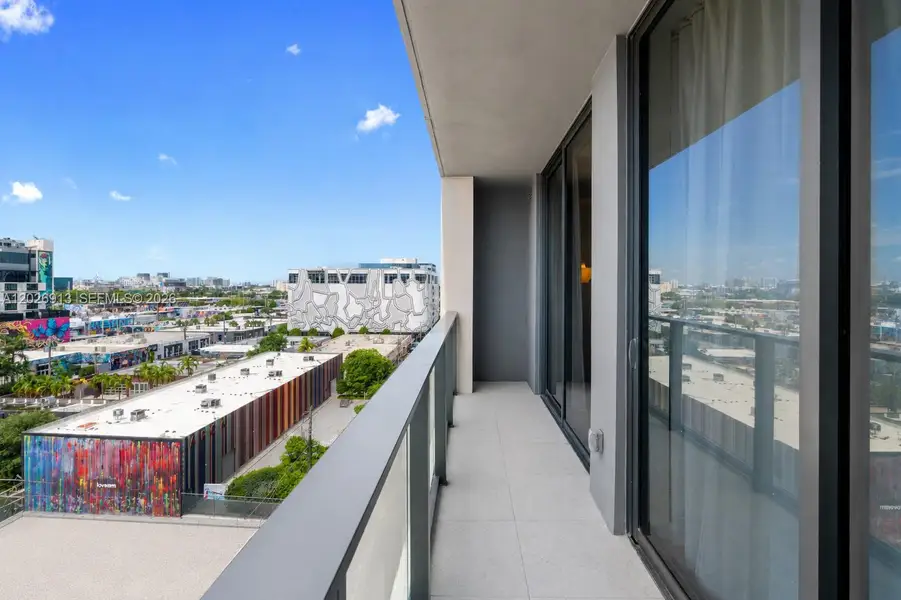 Condo located in Miami, FL showcasing its design and architecture (Image 3).