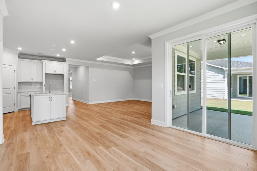 Spacious, unfurnished interior of a new home in Sun City Peachtree, Griffin (Image 14).
