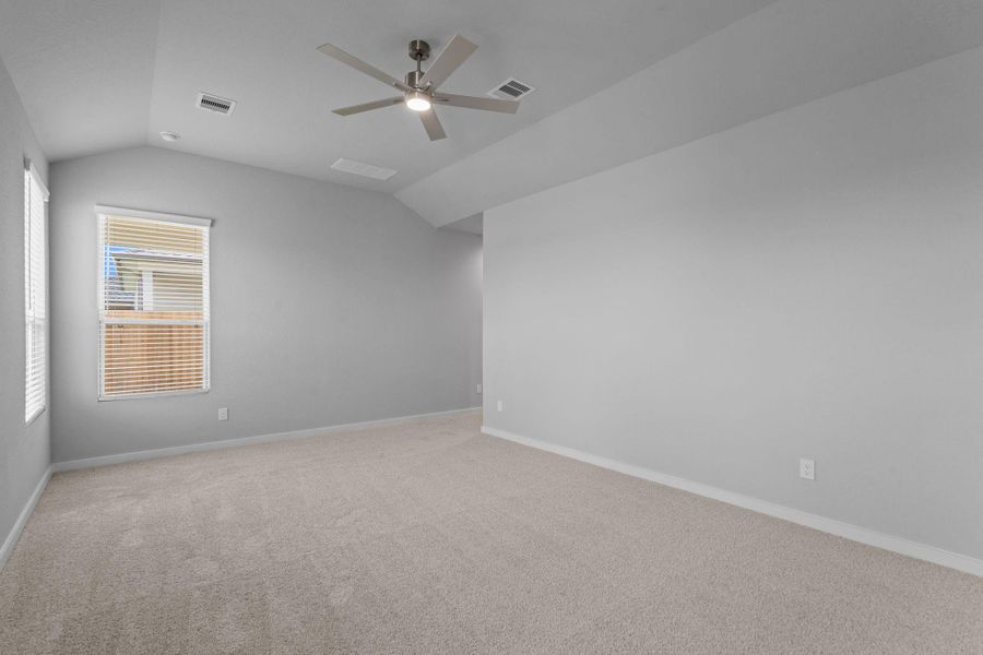 Spacious, unfurnished interior of a new home in Grand Oaks Village, Houston (Image 21). Spacious, unfurnished interior of a new home in Grand Oaks Village, Houston (Image 21).