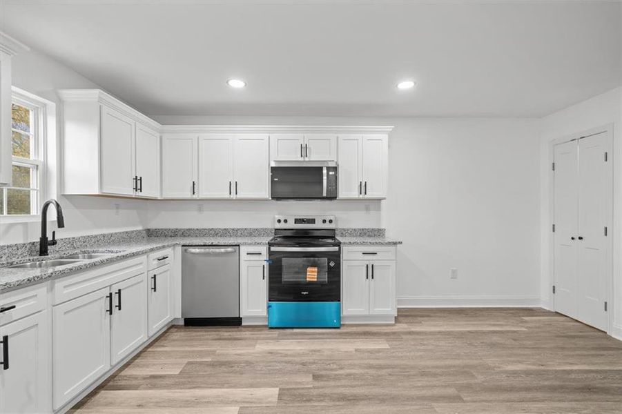 Furnished interior view inside a new home in , Calhoun (Image 5).