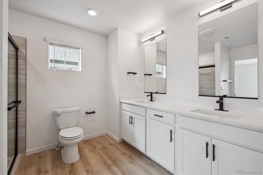 Furnished interior view inside a new home in Horizon Uptown, Aurora (Image 10). Furnished interior view inside a new home in Horizon Uptown, Aurora (Image 10).