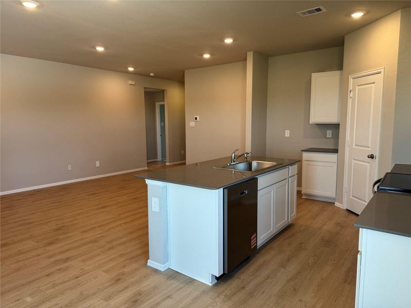Image 8 of a home in Wilkins Valley.