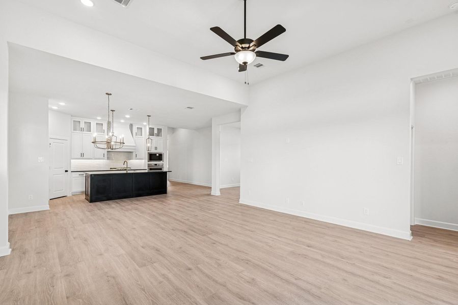 Spacious, unfurnished interior of a new home in Colton 45' Homesites, Todd Mission (Image 28).