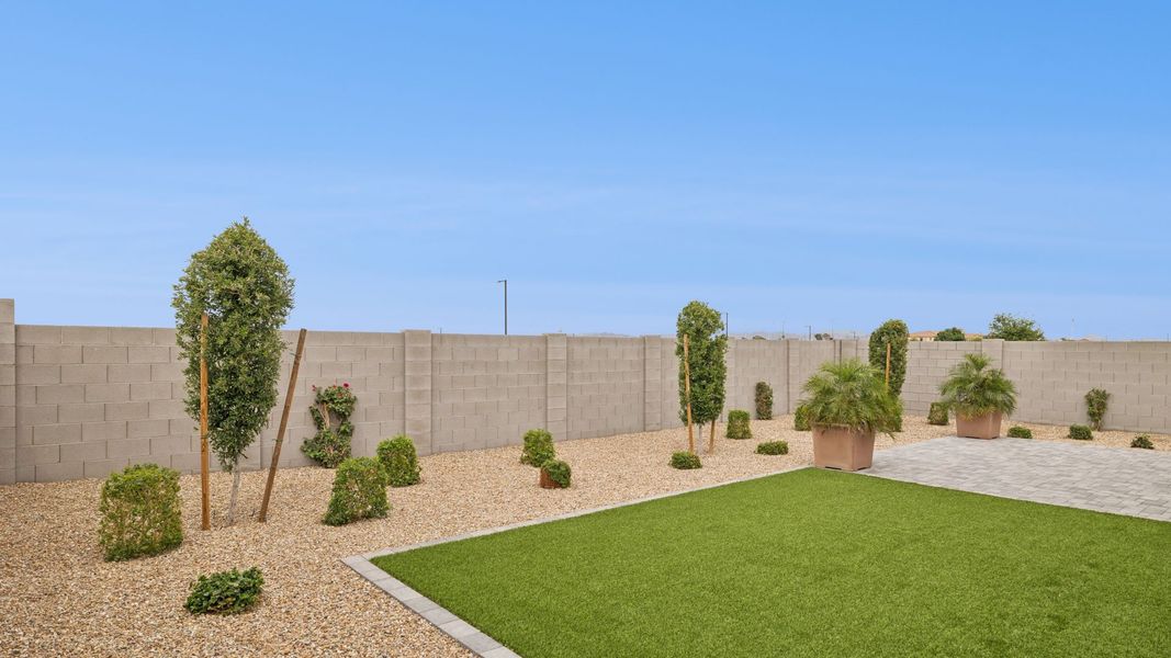 Exterior details and patio area of a home in Western Crossing, Florence (Image 23).