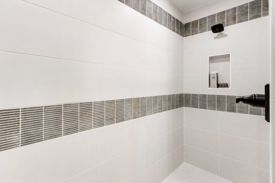 Representative interior finishes for a home built from the The Torin by Tri Pointe Homes in Cordovan, Firestone (Image 20). Representative interior finishes for a home built from the The Torin by Tri Pointe Homes in Cordovan, Firestone (Image 20).