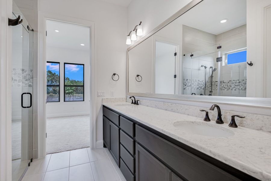 Representative furnished interior of a home built from the Casita by Giddens Homes in Whispering Wind, Bertram (Image 44).
