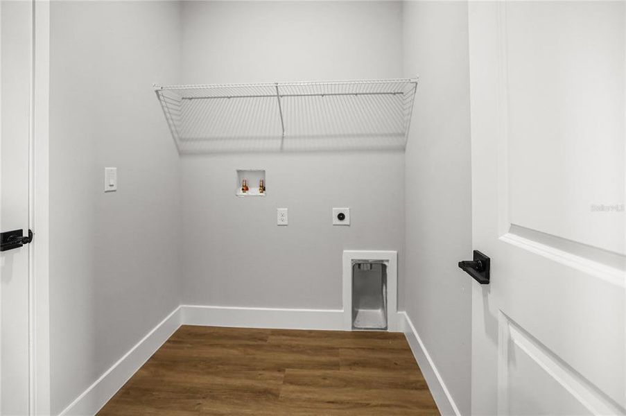 Image 21 of a home in .