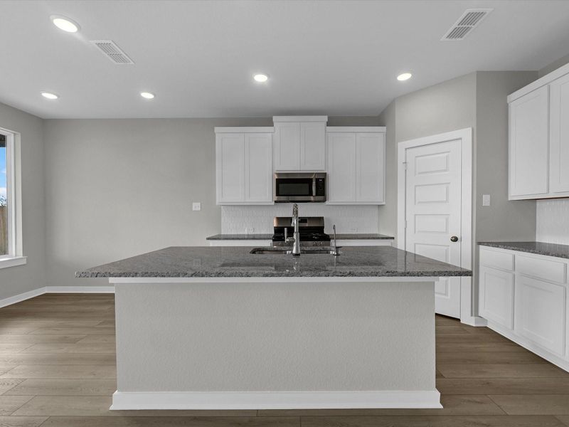 Furnished interior view inside a new home in Mason Woods, Cypress (Image 9). Furnished interior view inside a new home in Mason Woods, Cypress (Image 9).