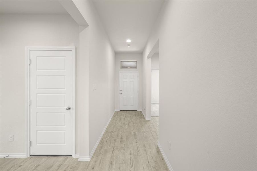 310 Shoshone- Entry-1