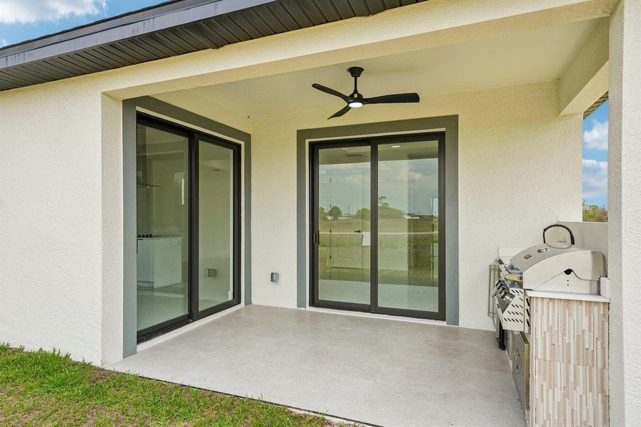 33-web-or-mls-W Broad Cir-S2404-033 33-web-or-mls-W Broad Cir-S2404-033