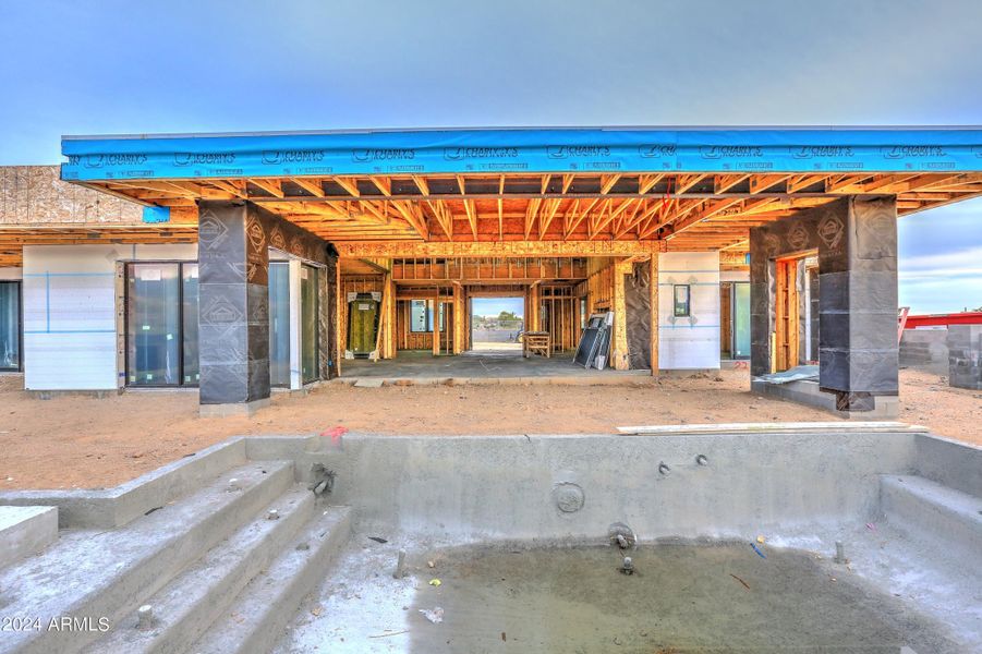 Expansive Covered Patio