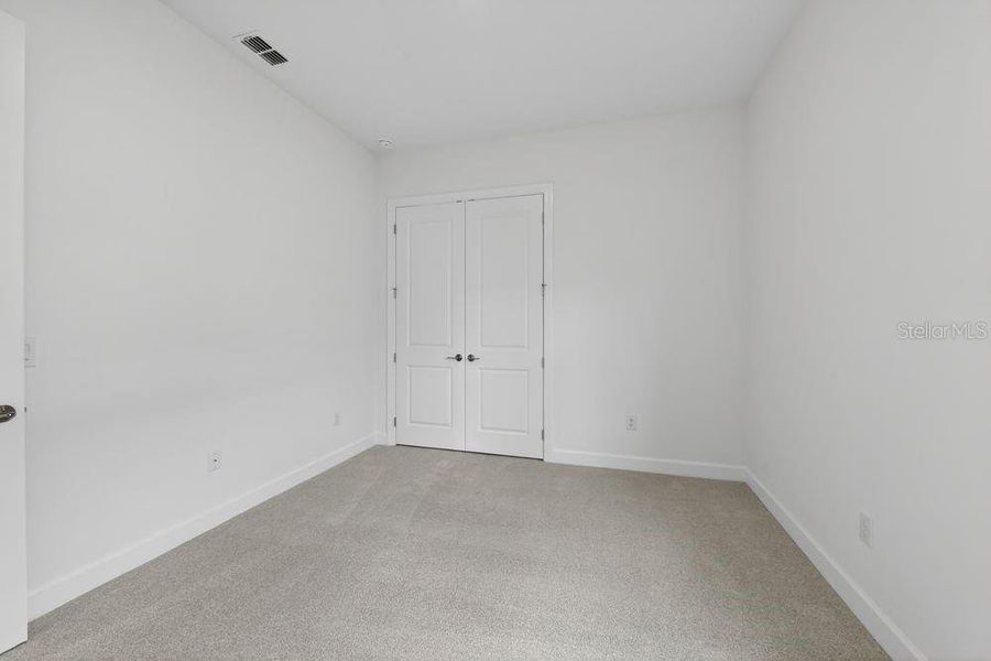 Spacious, unfurnished interior of a new home in Coasterra Community Group Page, Palmetto (Image 13).