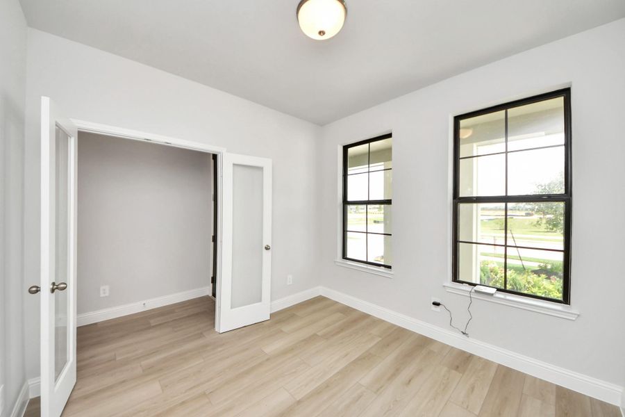 Spacious, unfurnished interior of a new home in Bridgeland: Signature Collection, Cypress (Image 13).