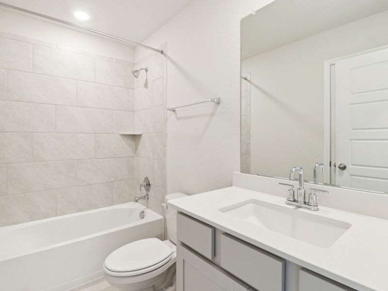 Furnished interior view inside a new home in Fox Falls, Boerne (Image 13).