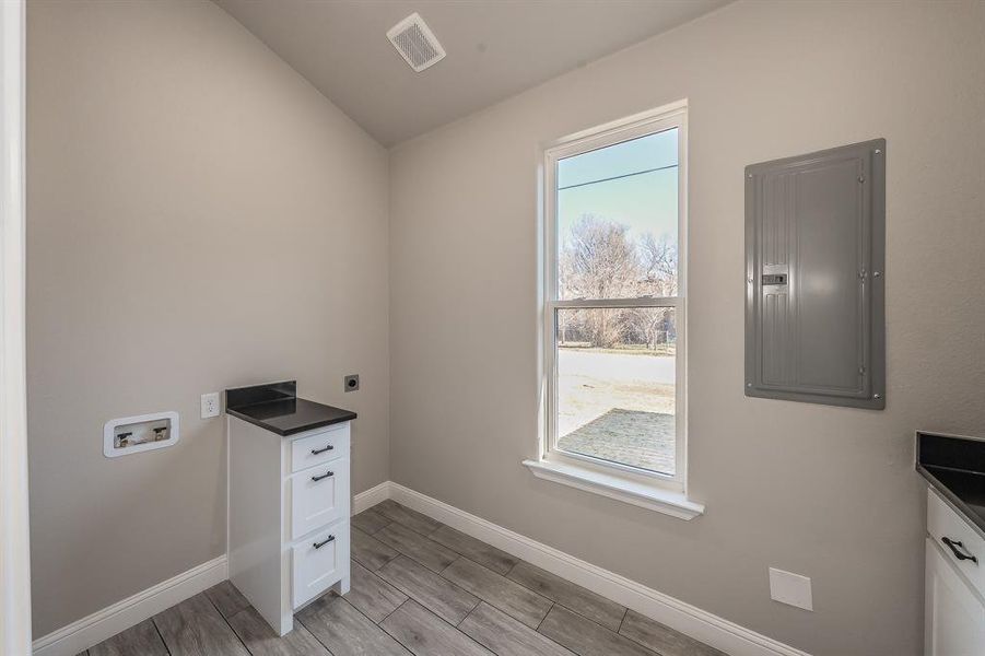 Image 35 of a home in .