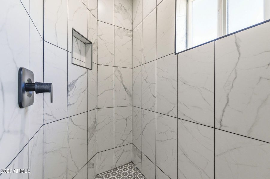 57-web-or-mls-78 N Pettoshas Dr-57