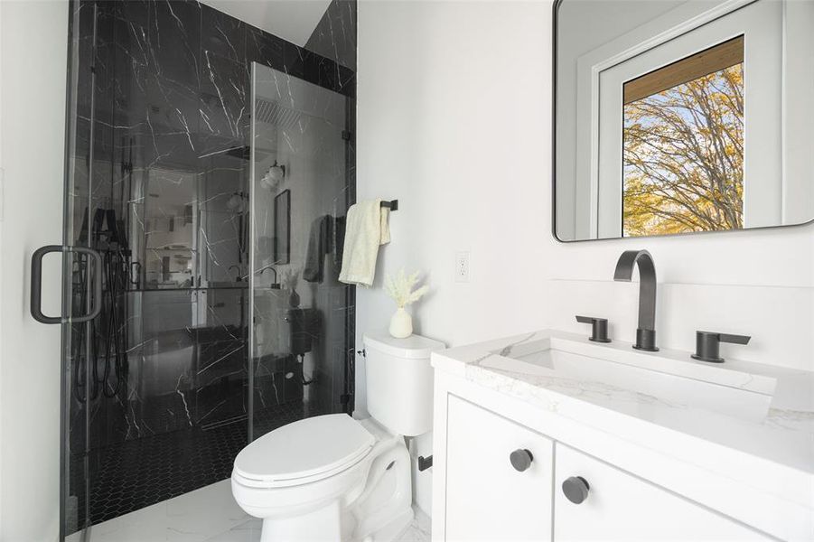 Furnished interior view inside a new home in , Dallas (Image 30).