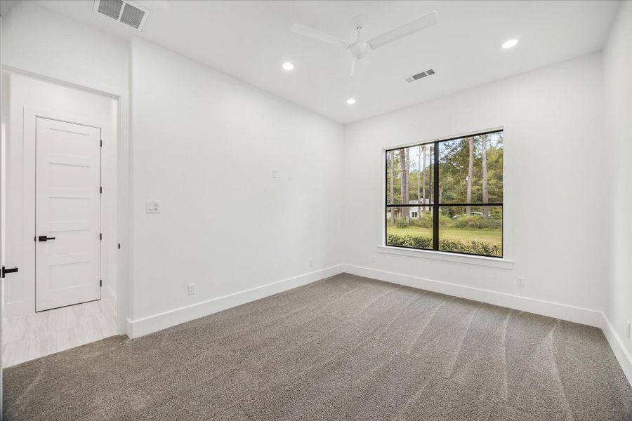 Spacious, unfurnished interior of a new home in , Waller (Image 21).