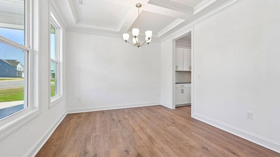 Spacious, unfurnished interior of a new home in Eagle Creek, Fuquay Varina (Image 16).