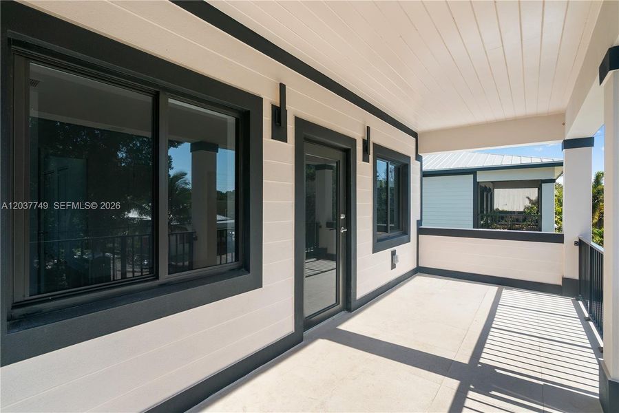 Exterior details and patio area of a home in , Key Largo (Image 20).