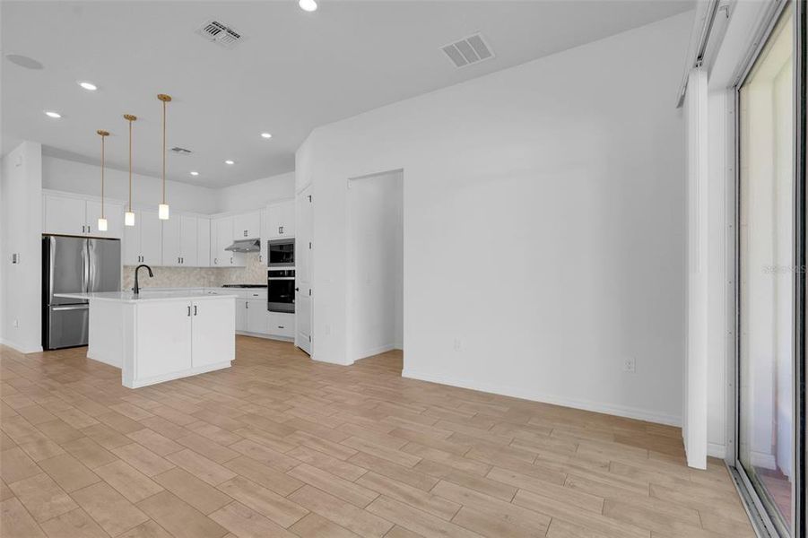 Spacious, unfurnished interior of a new home in , Orlando (Image 37). Spacious, unfurnished interior of a new home in , Orlando (Image 37).