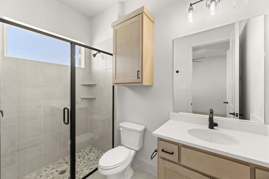 06. 7220 Oak Knoll - 2ND Bath
