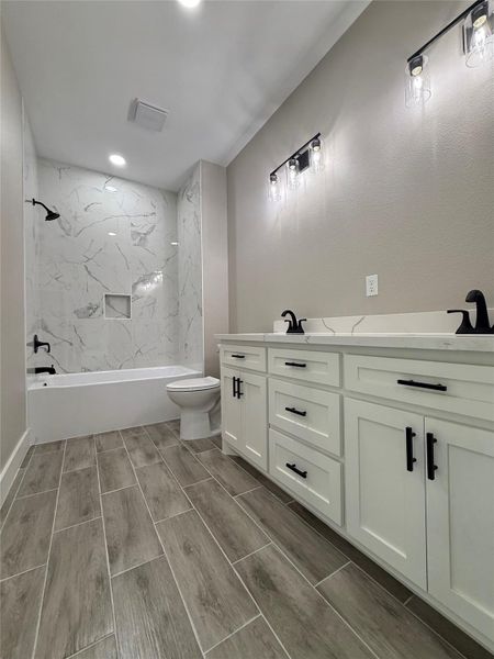 Image 20 of a home in .